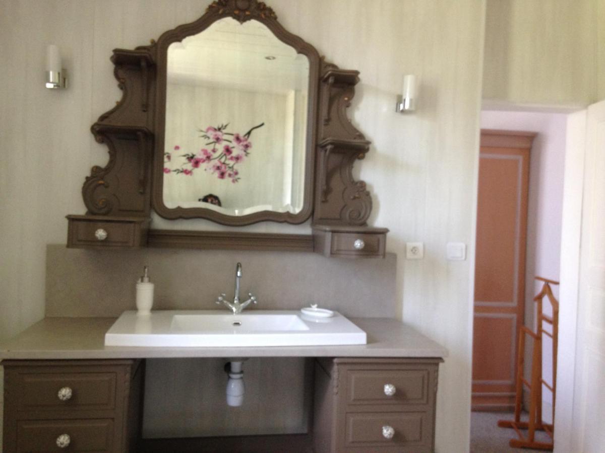 La Morgiane Bed and Breakfast Saint-Germain-les-Vergnes Εξωτερικό φωτογραφία