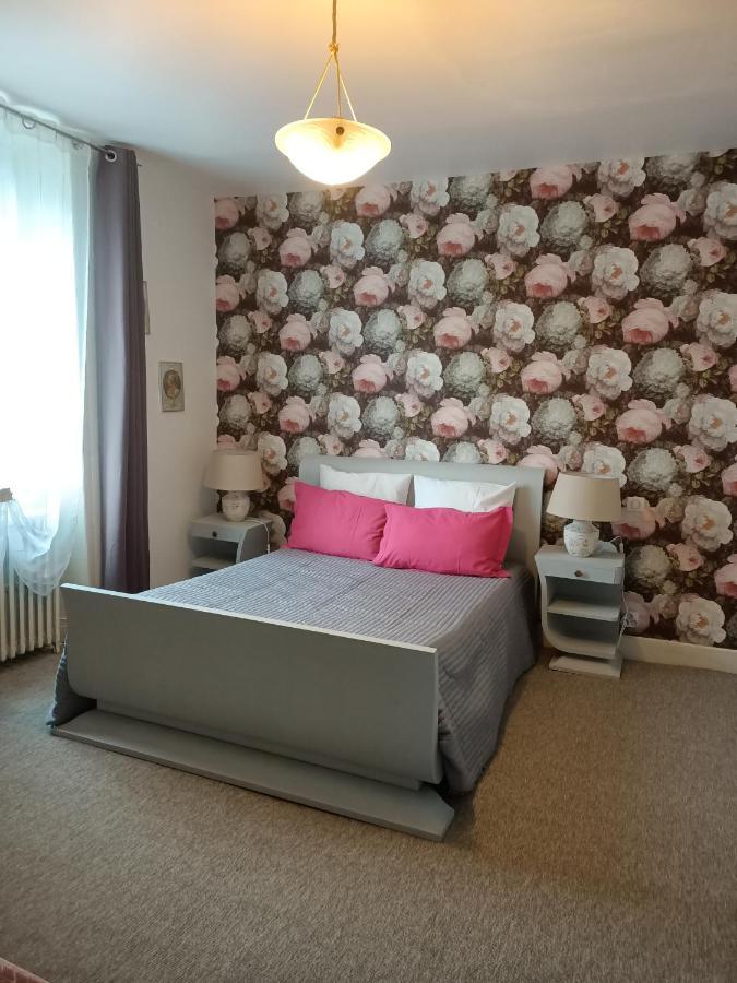 La Morgiane Bed and Breakfast Saint-Germain-les-Vergnes Εξωτερικό φωτογραφία