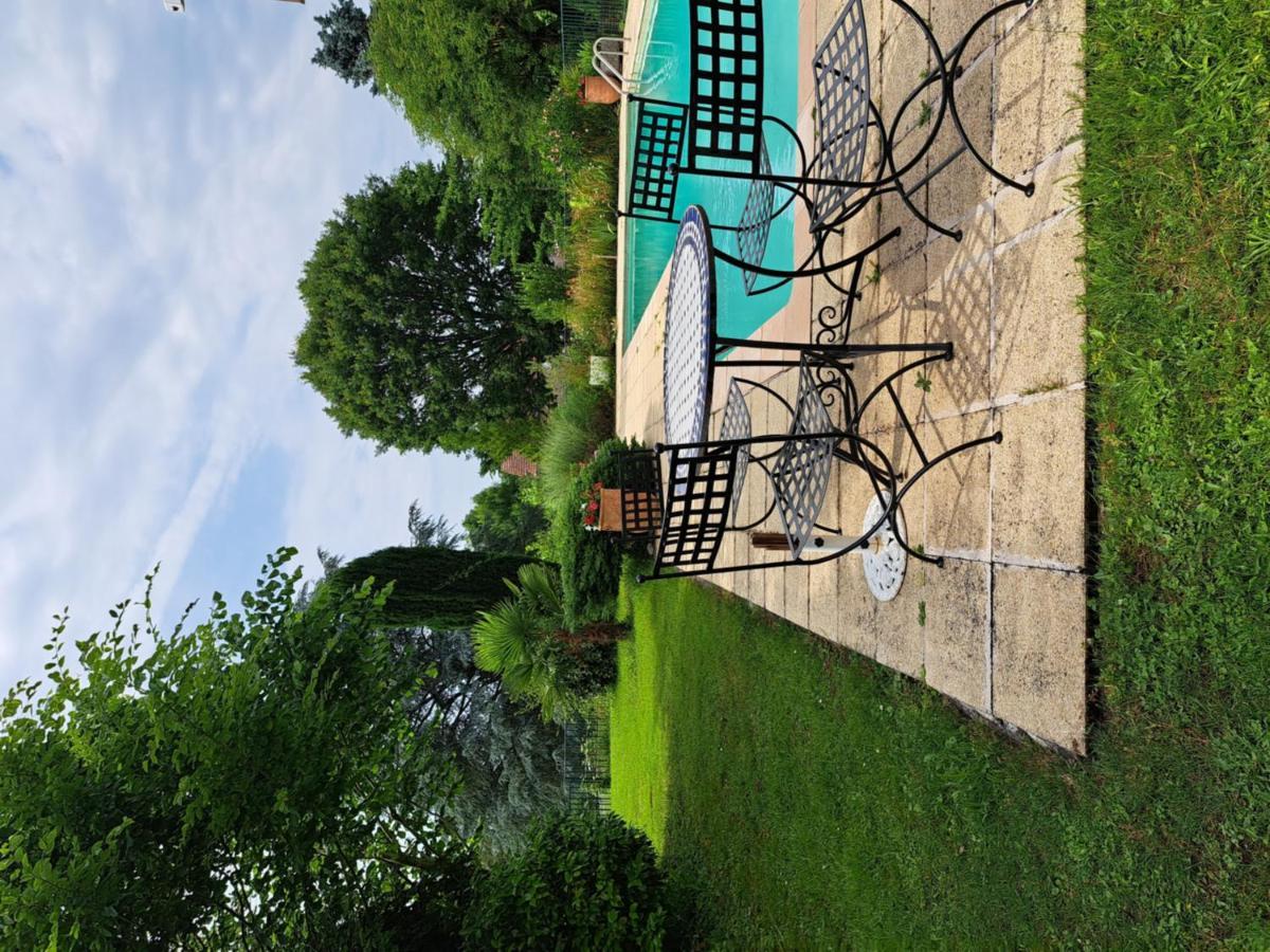 La Morgiane Bed and Breakfast Saint-Germain-les-Vergnes Εξωτερικό φωτογραφία